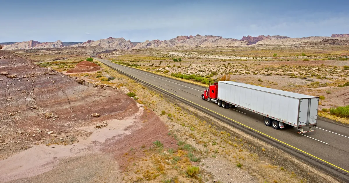 Strategies for Success in Handling the Difficulties of Dry Van Trucking